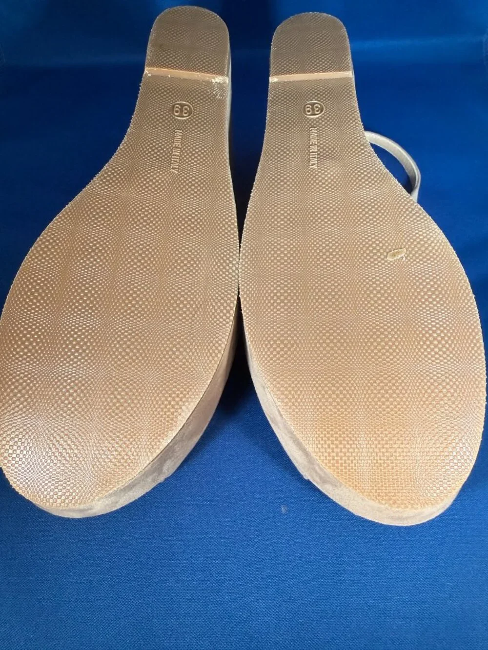 clizia beige suede peep toe wedge platform shoes